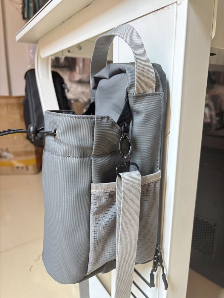 Borsa magnetica per bottiglia  - Magnetic Tank Bag recensione e prezzo